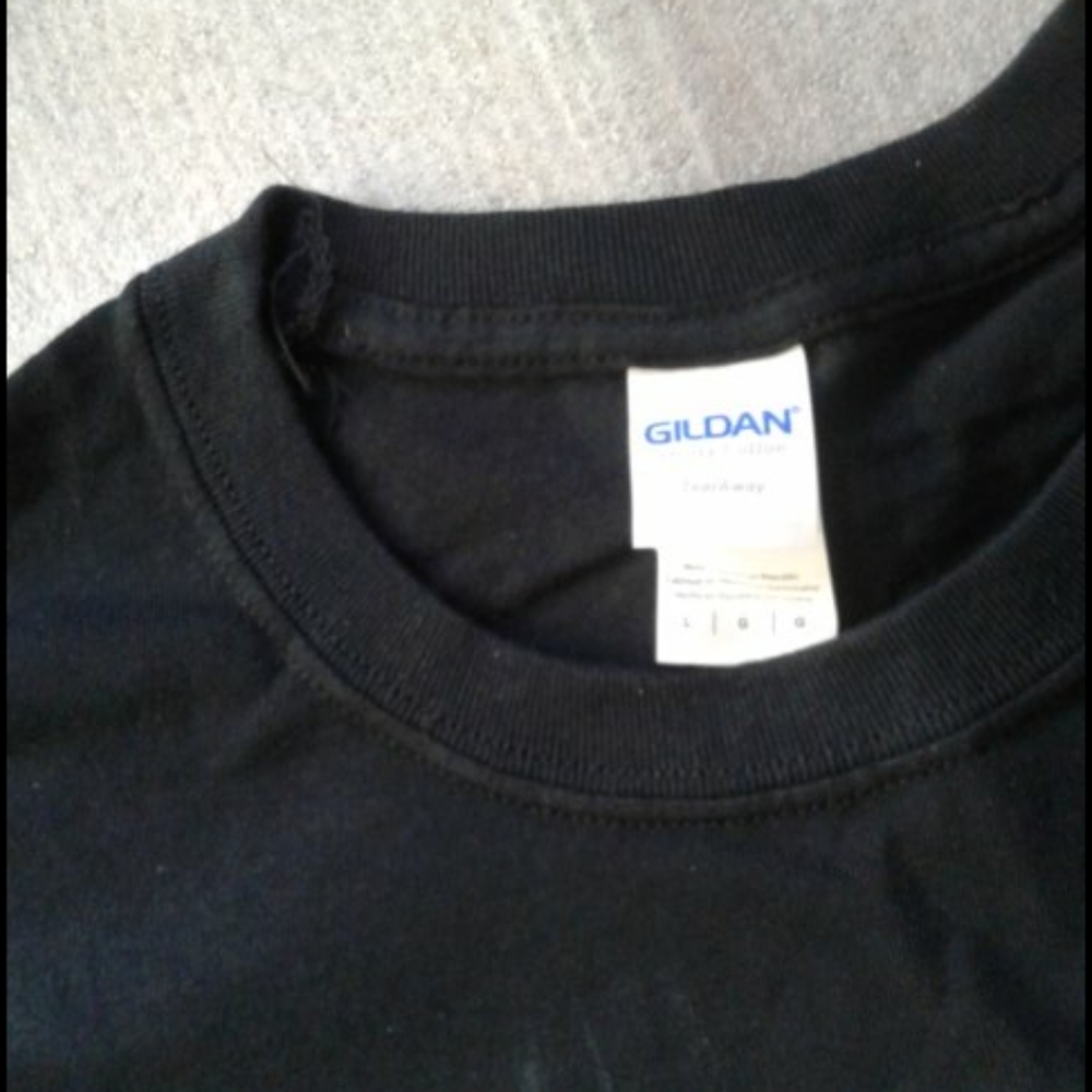 Tee Shirt - Picture 3 of 4